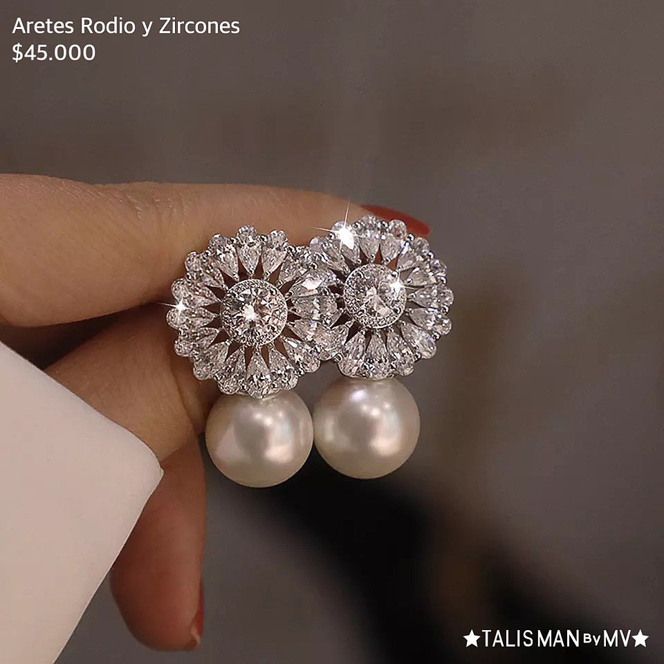 Aretes rodinados con perlas