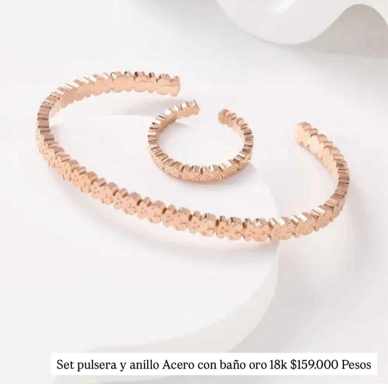 Set anillo y pulsera to*s acero con baño oro 18k