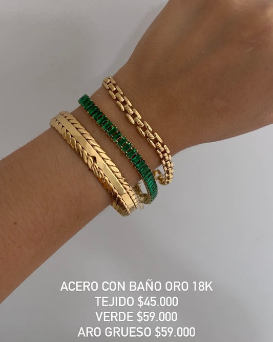 Brazaletes acero con baño oro 18k