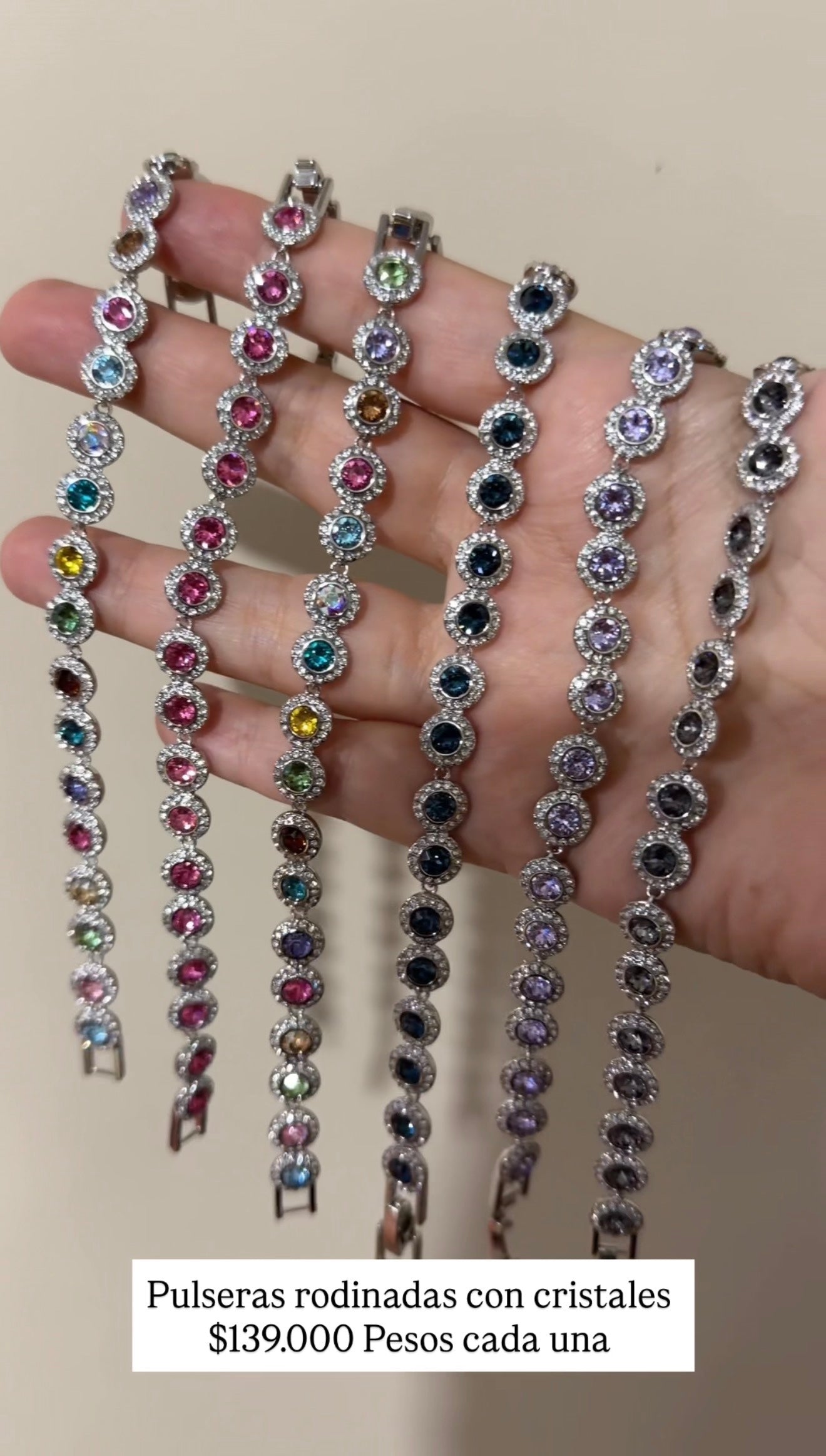 Pulsera rodinada con cristales